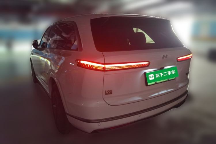 Used ONVO Luxeed L90 2025 Model—Max Six-Seater Version Rear Left 45 Deg