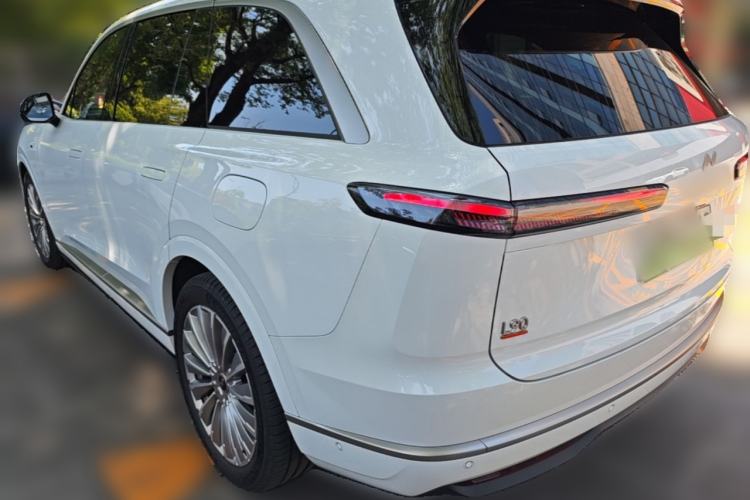 Used ONVO Luxeed L90 2025 Model—Ultra Six-Seater Version Rear Left 45 Deg