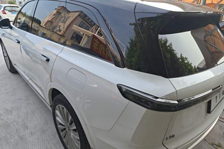 Used ONVO Luxeed L90 2025 Model—Max Six-Seater Version Rear Left 45 Deg