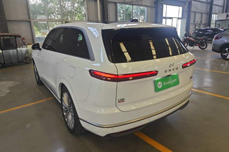 Used ONVO Luxeed L90 2025 Model—Ultra Six-Seater Version Rear Left 45 Deg