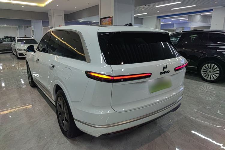 Used ONVO Luxeed L90 2025 Model—Pro Six-Seater Version Rear Left 45 Deg