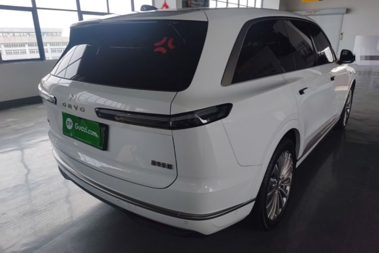 Used ONVO Luxeed L90 2025 Model—Max Six-Seater Version Rear Right 45 Deg