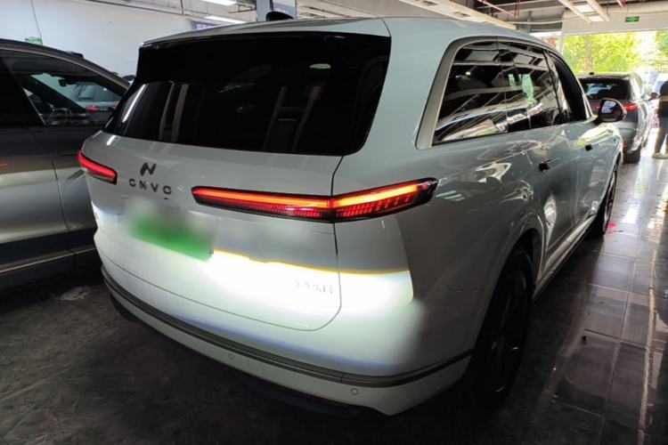 Used ONVO Luxeed L90 2025 Model—Max Six-Seater Version Rear Right 45 Deg
