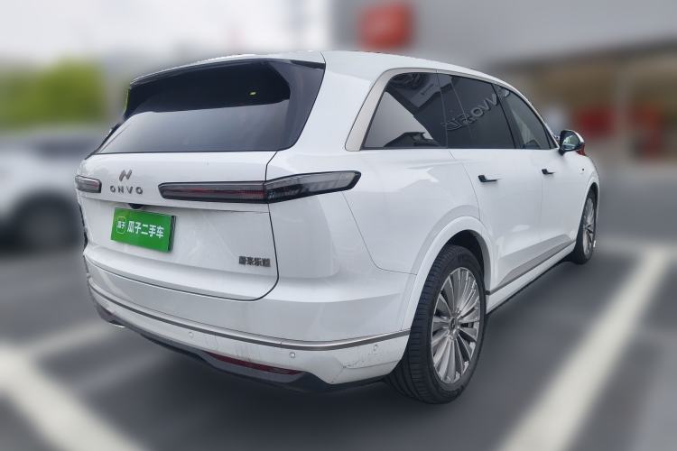 Used ONVO Luxeed L90 2025 Model—Max Six-Seater Version Rear Right 45 Deg