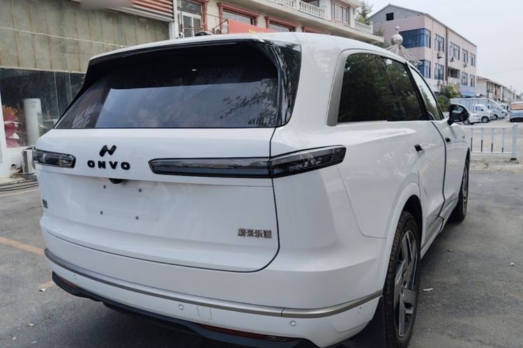 Used ONVO Luxeed L90 2025 Model—Max Six-Seater Version Rear Right 45 Deg