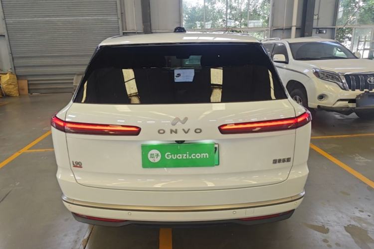 Used ONVO Luxeed L90 2025 Model—Ultra Six-Seater Version Rear