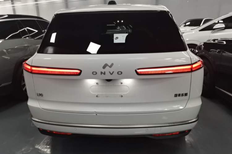 Used ONVO Luxeed L90 2025 Model—Max Six-Seater Version Rear