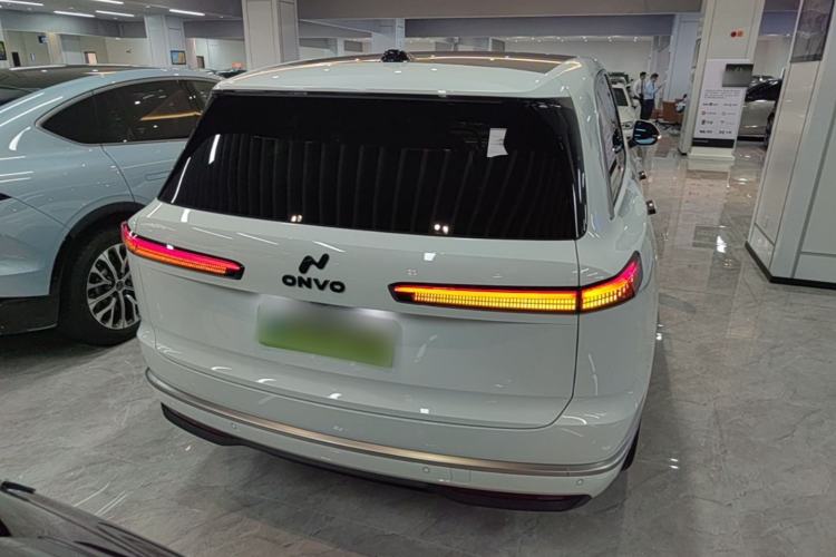 Used ONVO Luxeed L90 2025 Model—Pro Six-Seater Version Rear