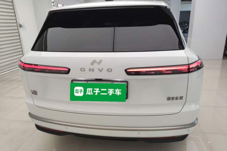 Used ONVO Luxeed L90 2025 Model—Ultra Six-Seater Version Rear