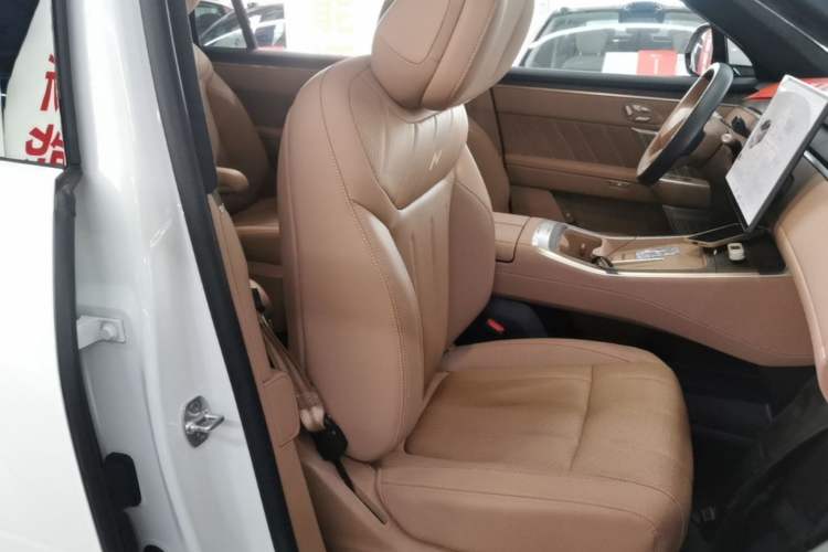 Used ONVO Luxeed L90 2025 Model Ultra Six-Seater 60-degree Battery Edition Right Front Seat