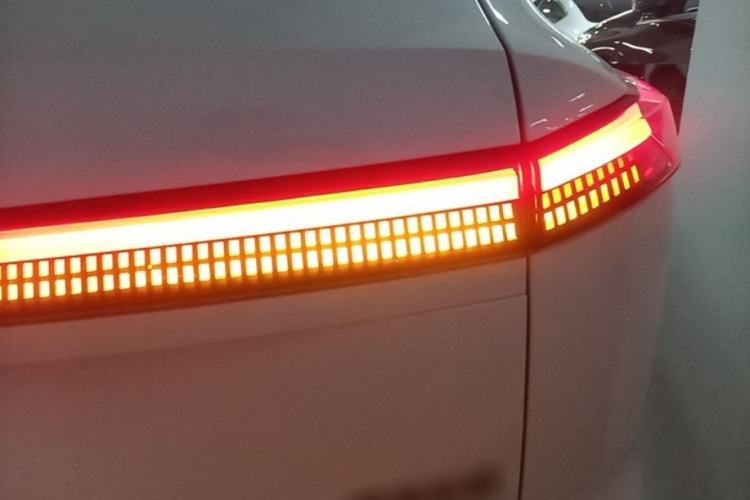 Used ONVO Luxeed L90 2025 Model—Max Six-Seater Version Right Rear Taillight