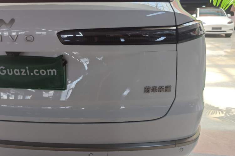 Used ONVO Luxeed L90 2025 Model—Ultra Six-Seater Version Right Rear Taillight