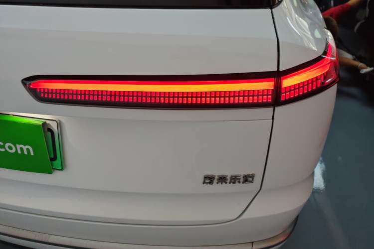 Used ONVO Luxeed L90 2025 Model—Max Six-Seater Version Right Rear Taillight