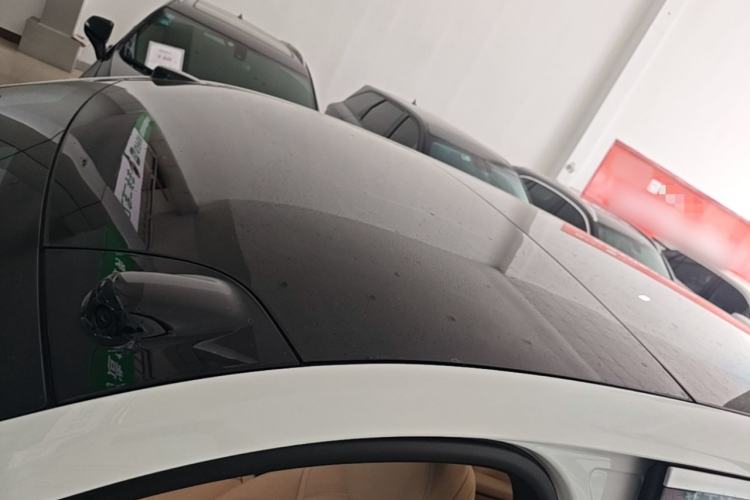 Used ONVO Luxeed L90 2025 Model—Ultra Six-Seater Version Roof