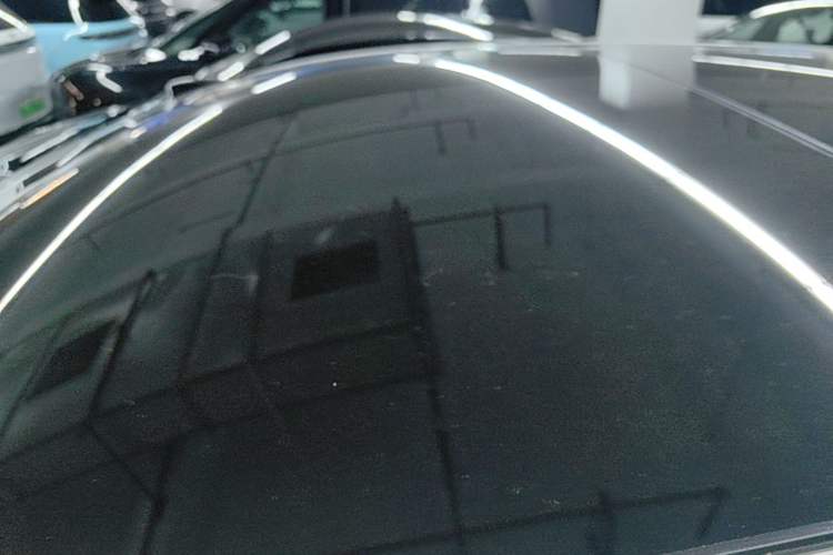 Used ONVO Luxeed L90 2025 Model—Ultra Six-Seater Version Roof