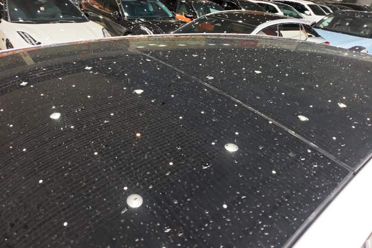 Used ONVO Luxeed L90 2025 Model—Max Six-Seater Version Roof
