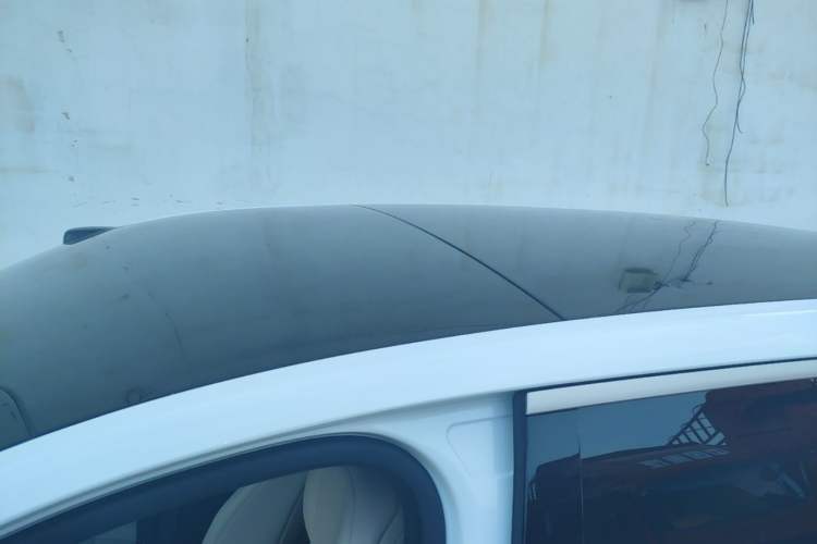 Used ONVO Luxeed L90 2025 Model—Max Six-Seater Version Roof