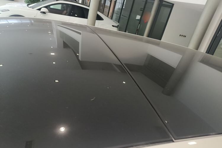 Used ONVO Luxeed L90 2025 Model—Ultra Six-Seater Version Roof