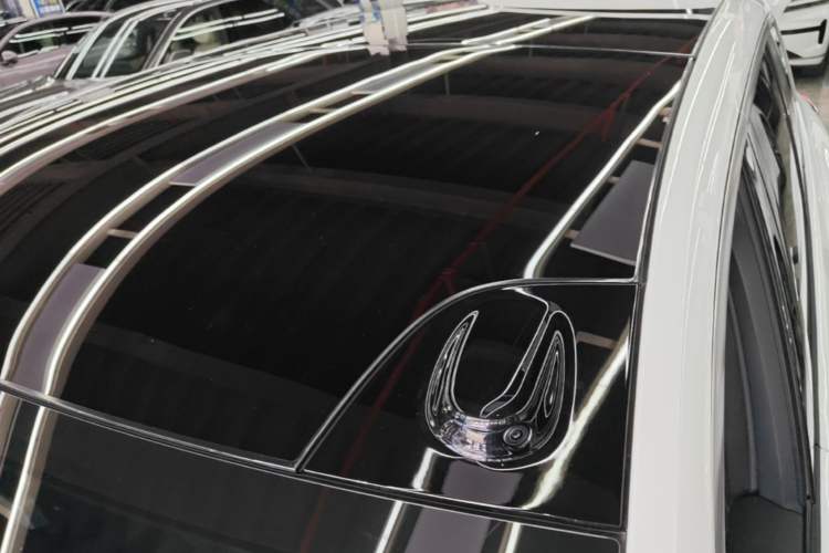 Used ONVO Luxeed L90 2025 Model—Ultra Six-Seater Version Roof