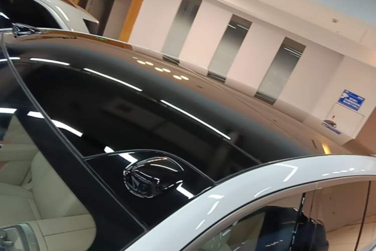 Used ONVO Luxeed L90 2025 Model Ultra Six-Seater 60-degree Battery Edition Roof