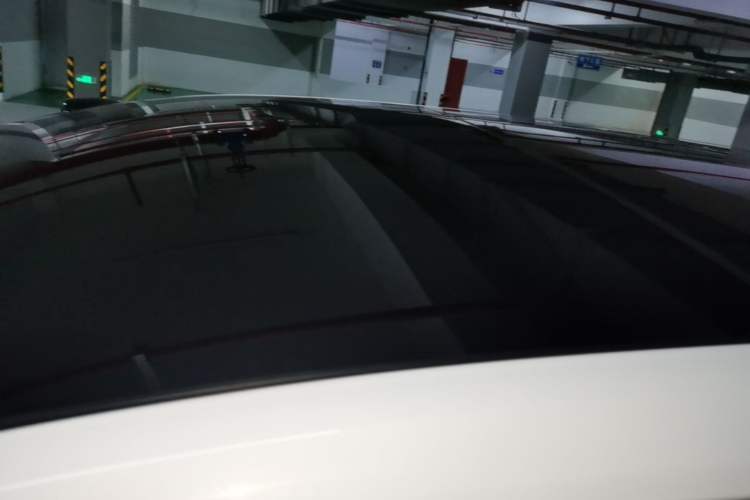 Used ONVO Luxeed L90 2025 Model—Ultra Six-Seater Version Roof