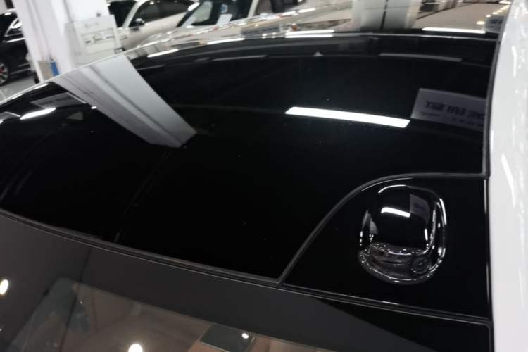 Used ONVO Luxeed L90 2025 Model Max Six-Seater 60-degree Battery Edition Roof