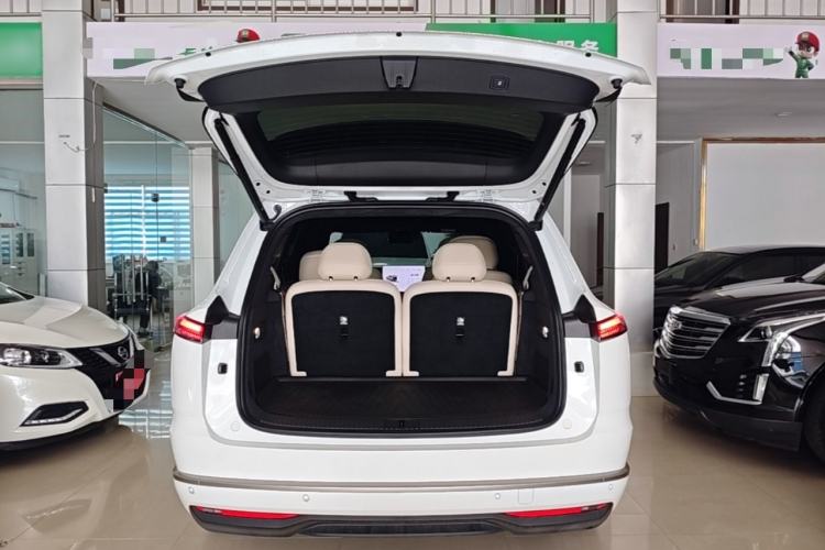 Used ONVO Luxeed L90 2025 Model—Ultra Six-Seater Version Trunk