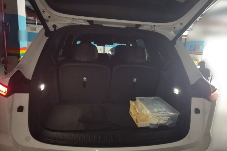 Used ONVO Luxeed L90 2025 Model—Max Six-Seater Version Trunk