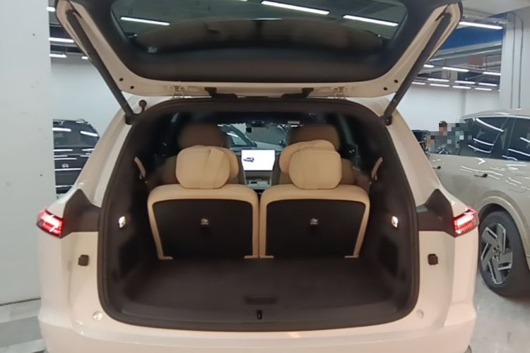 Used ONVO Luxeed L90 2025 Model Ultra Six-Seater 60-degree Battery Edition Trunk