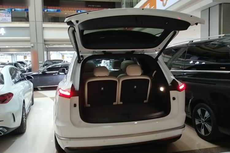 Used ONVO Luxeed L90 2025 Model—Max Six-Seater Version Trunk