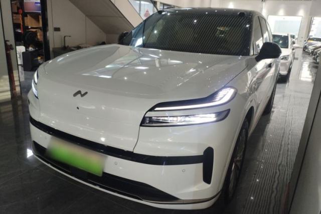 Used ONVO Luxeed L90 2025 Model—Max Six-Seater Version