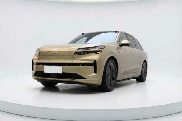 Used ONVO Luxeed L90 2025 Model—Max Seven-Seater Version
