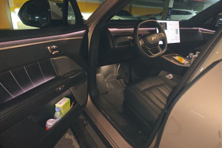 Used ONVO Luxeed L90 2025 Model Max Six-Seater 60-degree Battery Edition Driver Seat