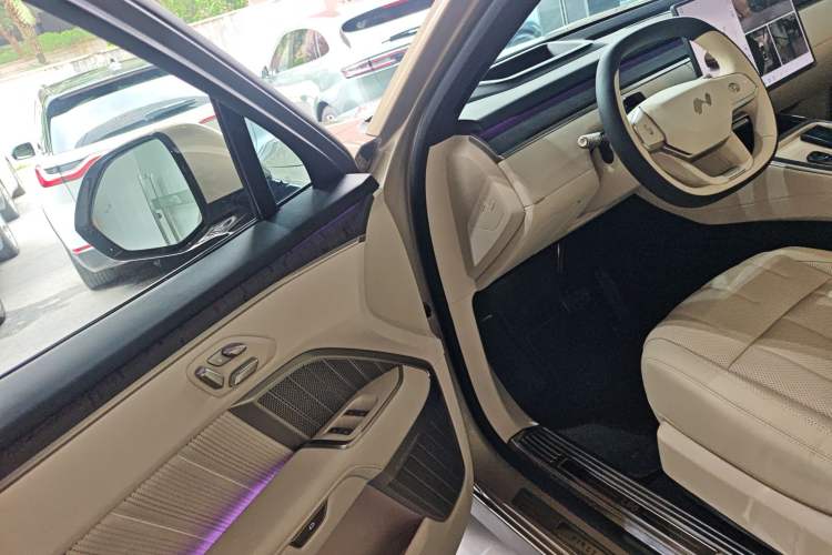 Used ONVO Luxeed L90 2025 Model—Pro Six-Seater Version Driver Seat