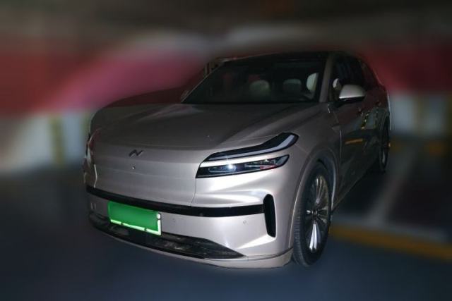 Used ONVO Luxeed L90 2025 Model—Ultra Six-Seater Version