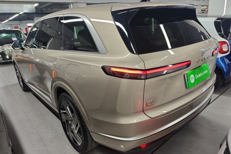 Used ONVO Luxeed L90 2025 Model—Ultra Six-Seater Version Exterior 2