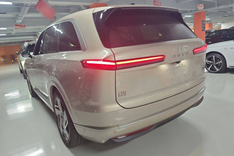 Used ONVO Luxeed L90 2025 Model—Max Six-Seater Version Exterior 3