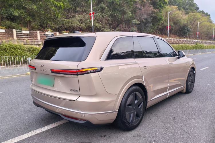 Used ONVO Luxeed L90 2025 Model—Max Six-Seater Version Exterior 3