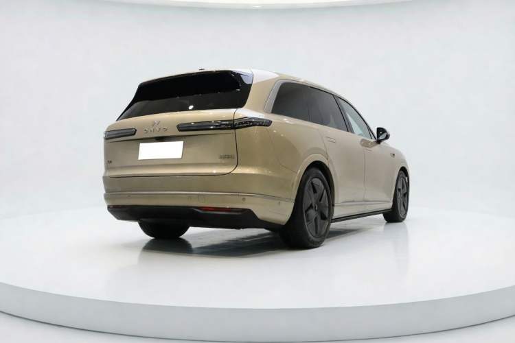 Used ONVO Luxeed L90 2025 Model—Max Seven-Seater Version Exterior 4