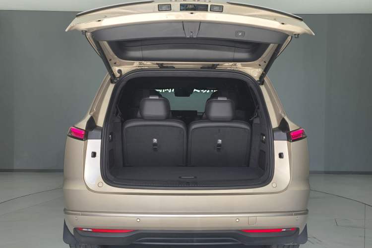 Used ONVO Luxeed L90 2025 Model—Ultra Six-Seater Version Exterior 7