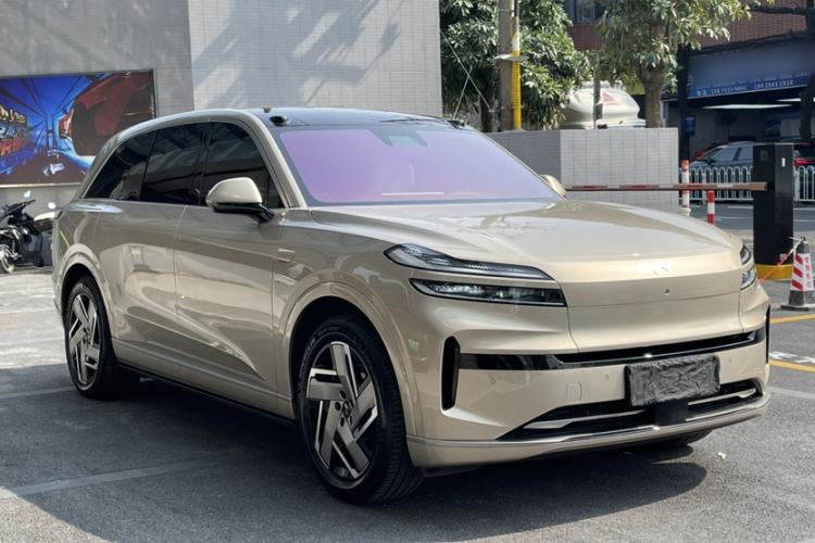 Used ONVO Luxeed L90 2025 Model—Ultra Six-Seater Version Exterior 7
