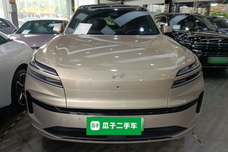 Used ONVO Luxeed L90 2025 Model—Pro Six-Seater Version Front