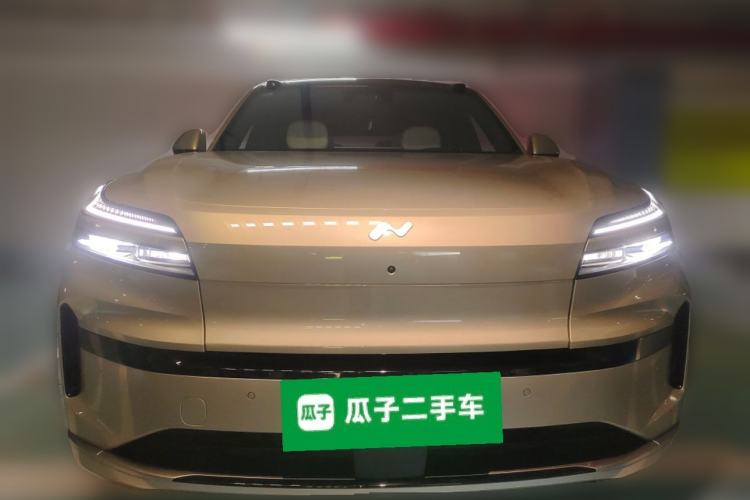 Used ONVO Luxeed L90 2025 Model—Ultra Six-Seater Version Front