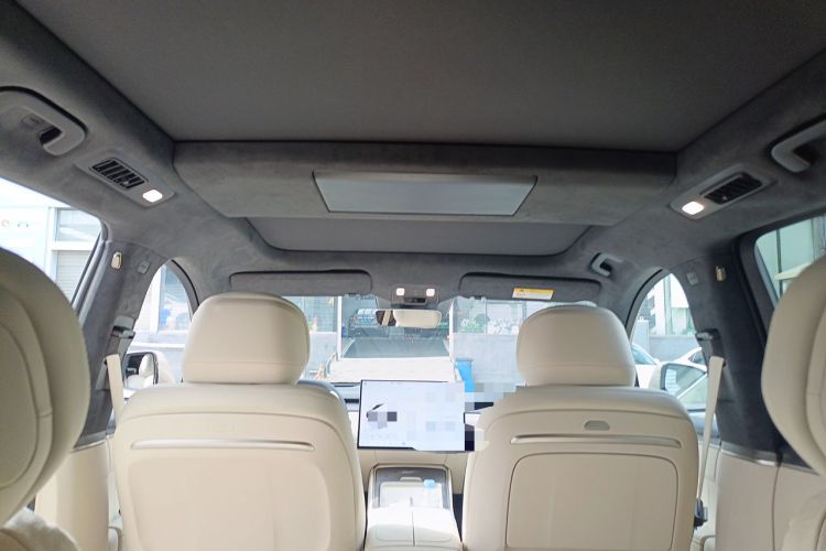 Used ONVO Luxeed L90 2025 Model—Ultra Six-Seater Version Headliner