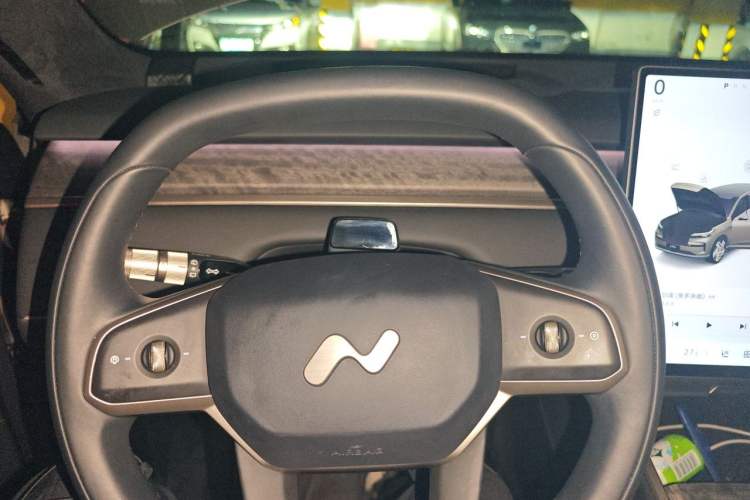 Used ONVO Luxeed L90 2025 Model Max Six-Seater 60-degree Battery Edition Instrument Cluster