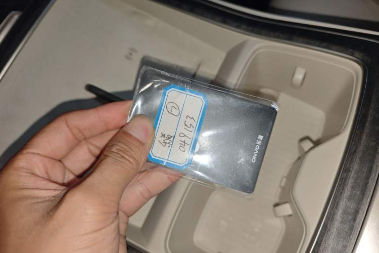 Used ONVO Luxeed L90 2025 Model—Max Six-Seater Version Interior 1
