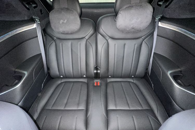 Used ONVO Luxeed L90 2025 Model—Pro Six-Seater Version Interior 2