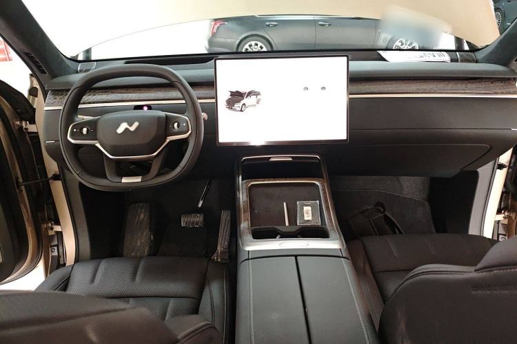 Used ONVO Luxeed L90 2025 Model—Ultra Six-Seater Version Interior 2