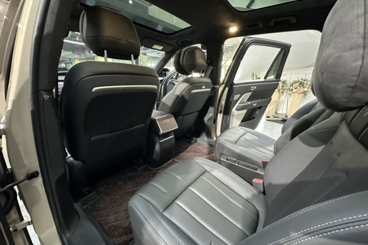 Used ONVO Luxeed L90 2025 Model—Pro Six-Seater Version Interior 4