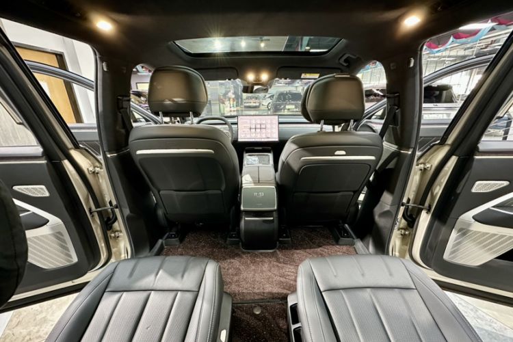Used ONVO Luxeed L90 2025 Model—Pro Six-Seater Version Interior 8
